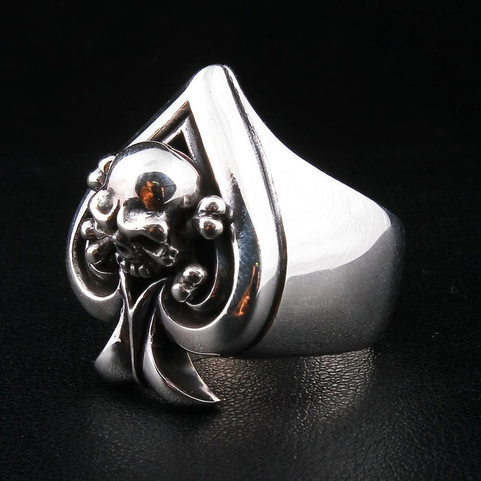 A Lemmy Kilmister-style ring, this piece features the iconic Motörhead Ace of Spades and skull.