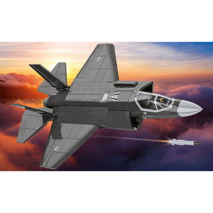 Cobi Armed Forces - F-35B Lightning II "Husarz" Fighter Jet Brick Toy