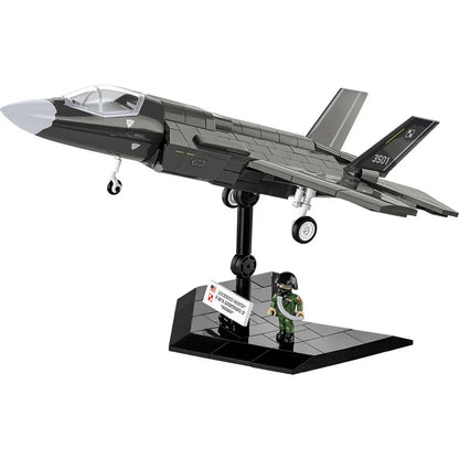 Cobi Armed Forces - F-35B Lightning II "Husarz" Fighter Jet Brick Toy