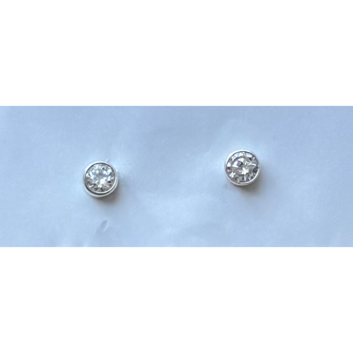 925 Sterling silver post earrings with a crystal in bezeled setting. 5 mm diameter