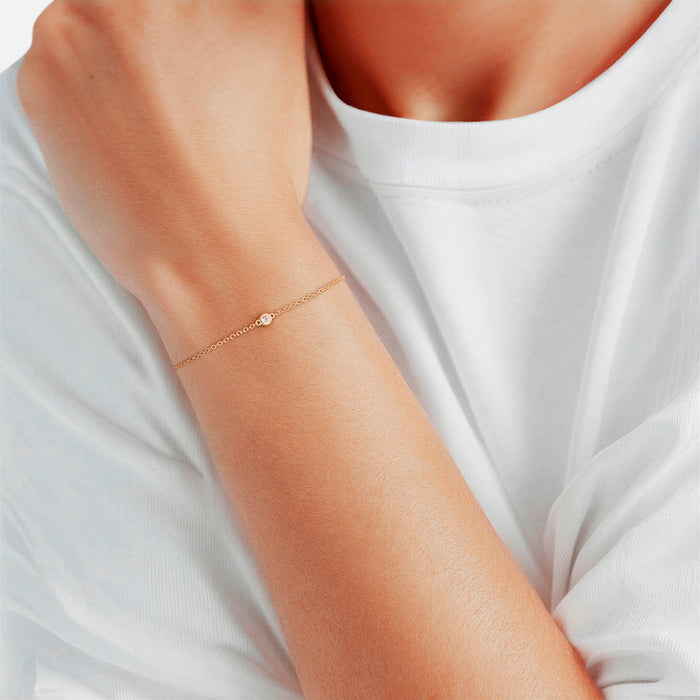 Goldenes Armband mit Topas-Anhänger