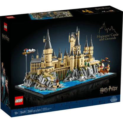Lego: Harry Potter - Hogwarts™ Castle And Grounds Figure