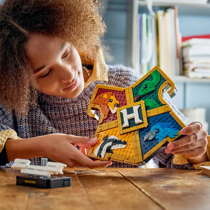 Lego: Harry Potter - Hogwarts™ House Crest Building Figure