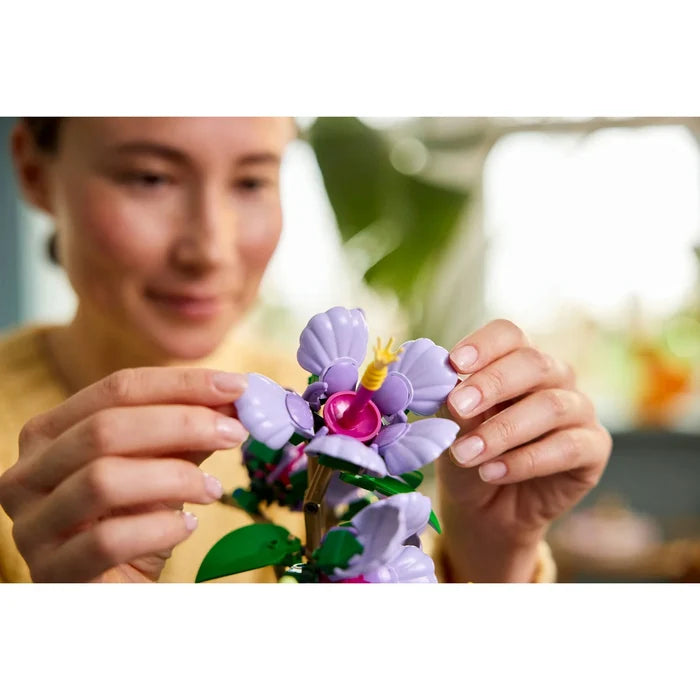 Lego: Hibiscus Flower Figure