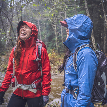 Wash-in cleaner for waterproof clothing.  Great for cleaning all clothing with water repellent finishes including Gore-Tex®, Ultrex®, Entrant® and eVent®.