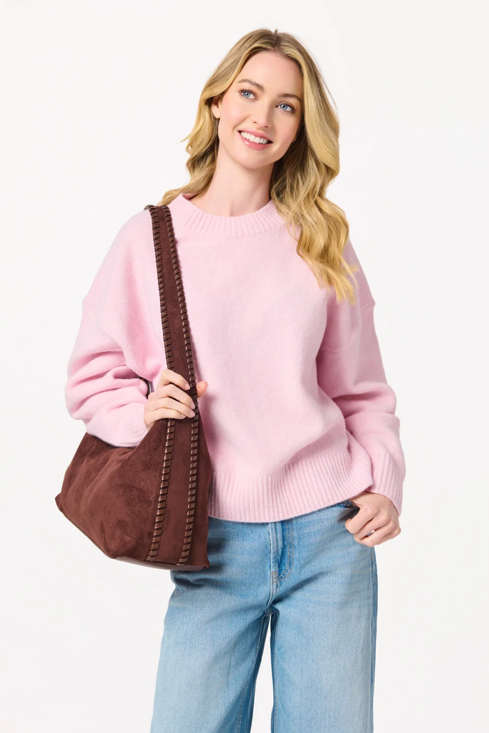 Paige Hobo, Chocolate
