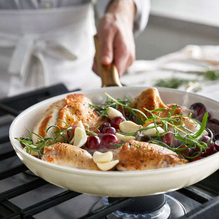 CC010745-102 - Reserve Pro Reserve Pro Frying Pan, Cream White - 26cm - Product Image 3