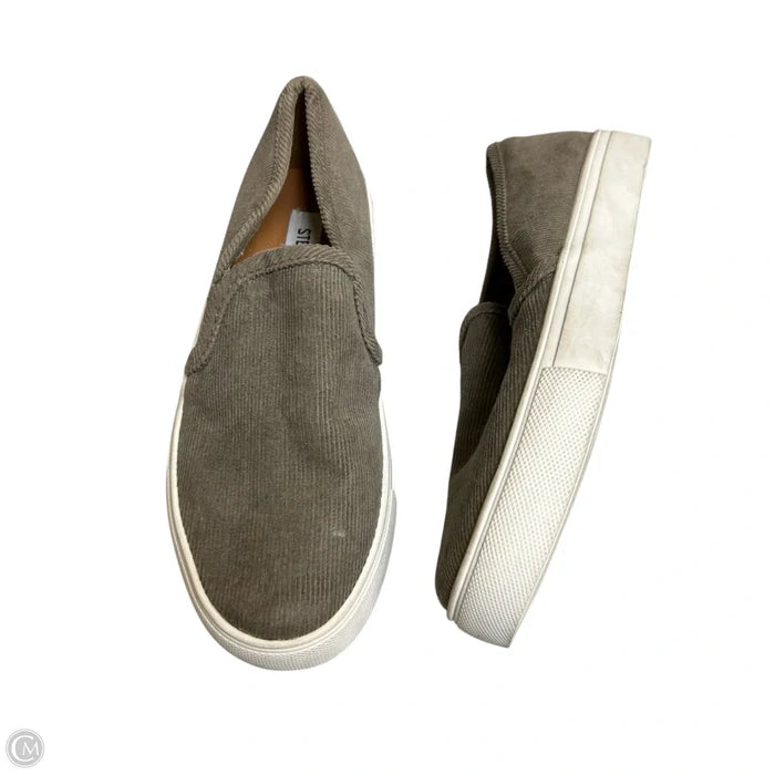 Shoes Sneakers By Steve Madden In Grey, Size: 6