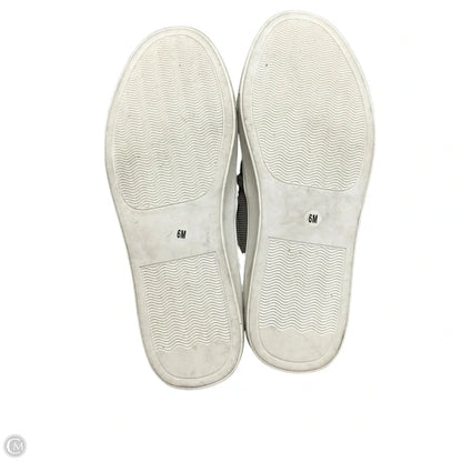 Shoes Sneakers By Steve Madden In Grey, Size: 6