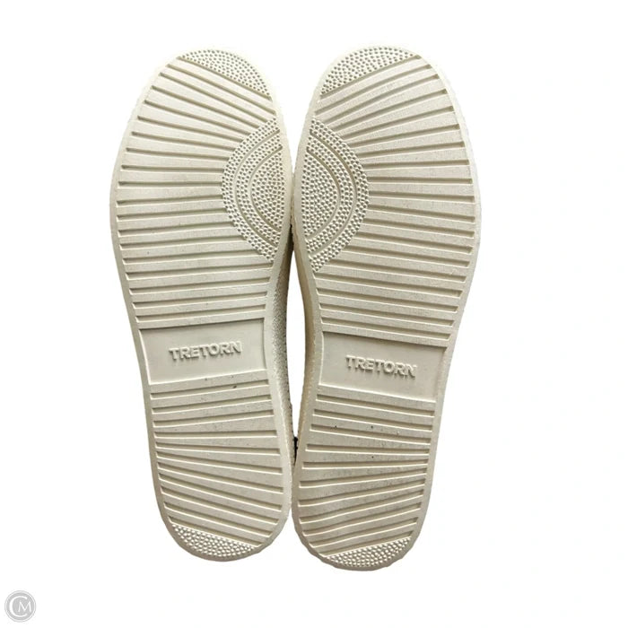 Shoes Sneakers By Tretorn In Silver, Size: 9