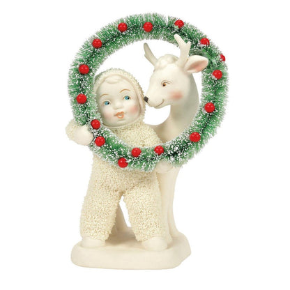 Snowbabies Meet In The Middle Figurine