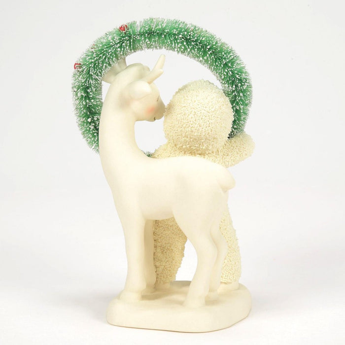 Snowbabies Meet In The Middle Figurine