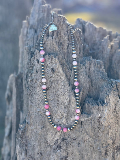 Desert Rose Pink Conch Beaded Necklace