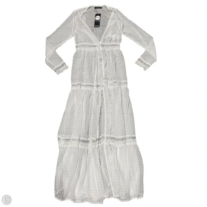 Swimwear Cover-up By Boohoo In White, Size: S